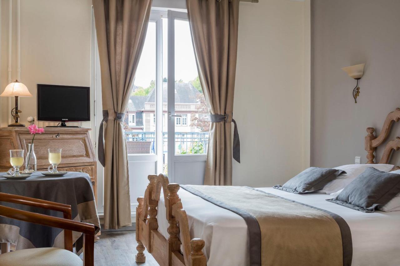 Hotel Restaurant Le Bristol Niederbronn-les-Bains Zewnętrze zdjęcie