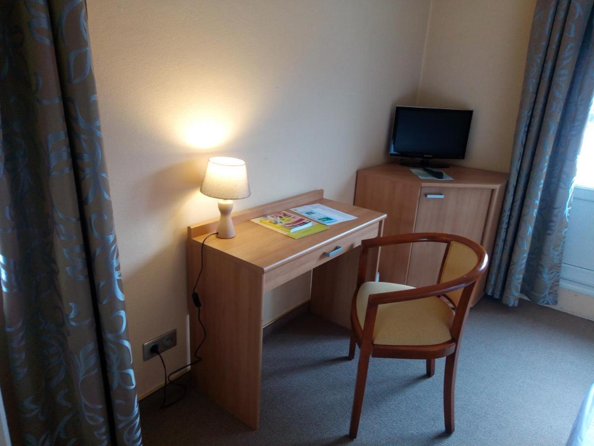 Hotel Restaurant Le Bristol Niederbronn-les-Bains Zewnętrze zdjęcie